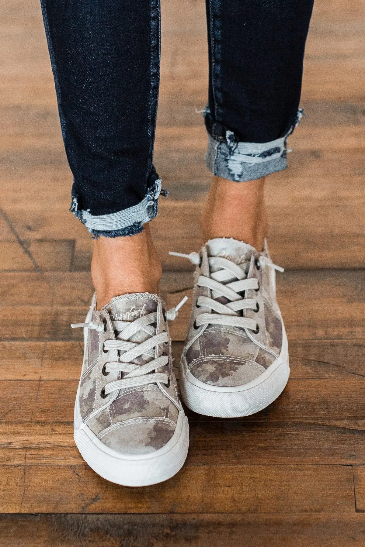 Blowfish Maxine Sneakers- Natural Foggy Camo