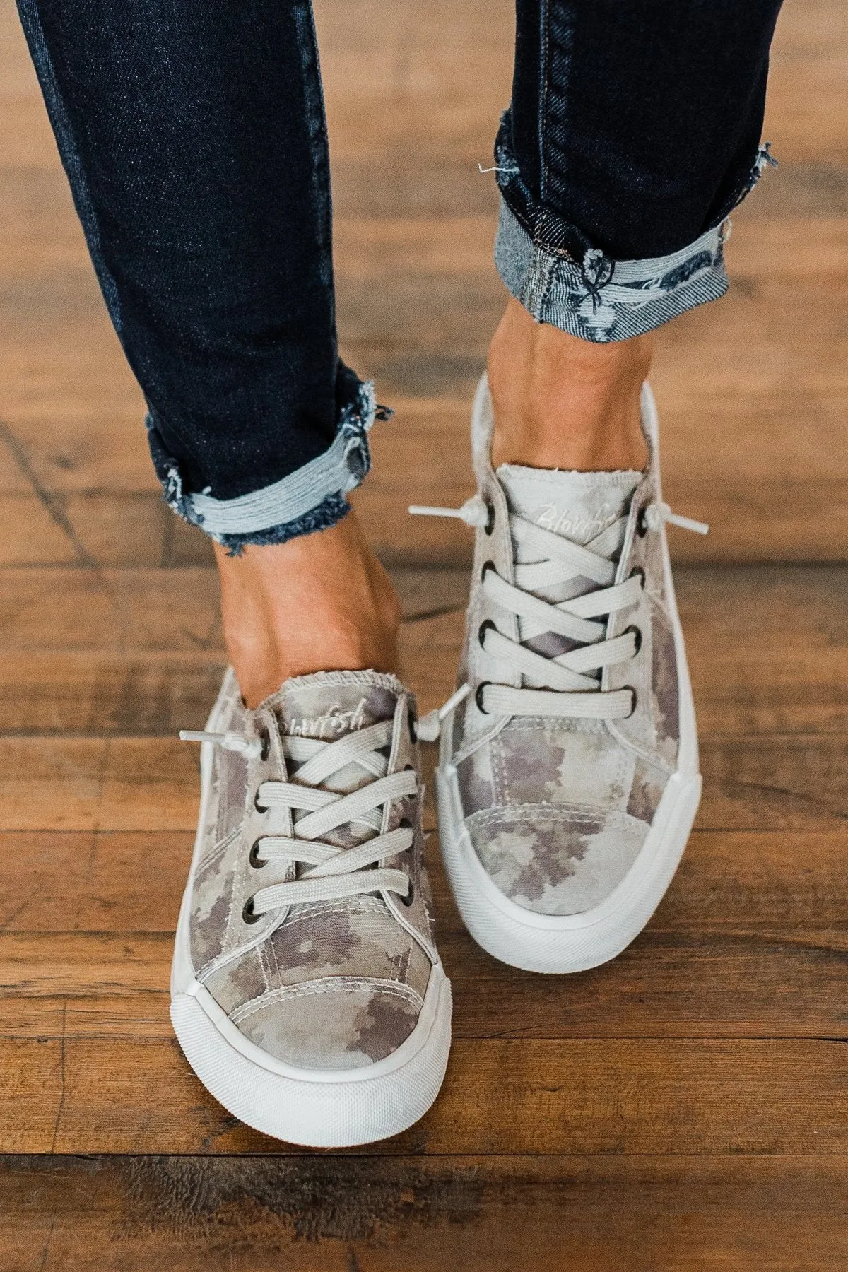 Blowfish Maxine Sneakers- Natural Foggy Camo