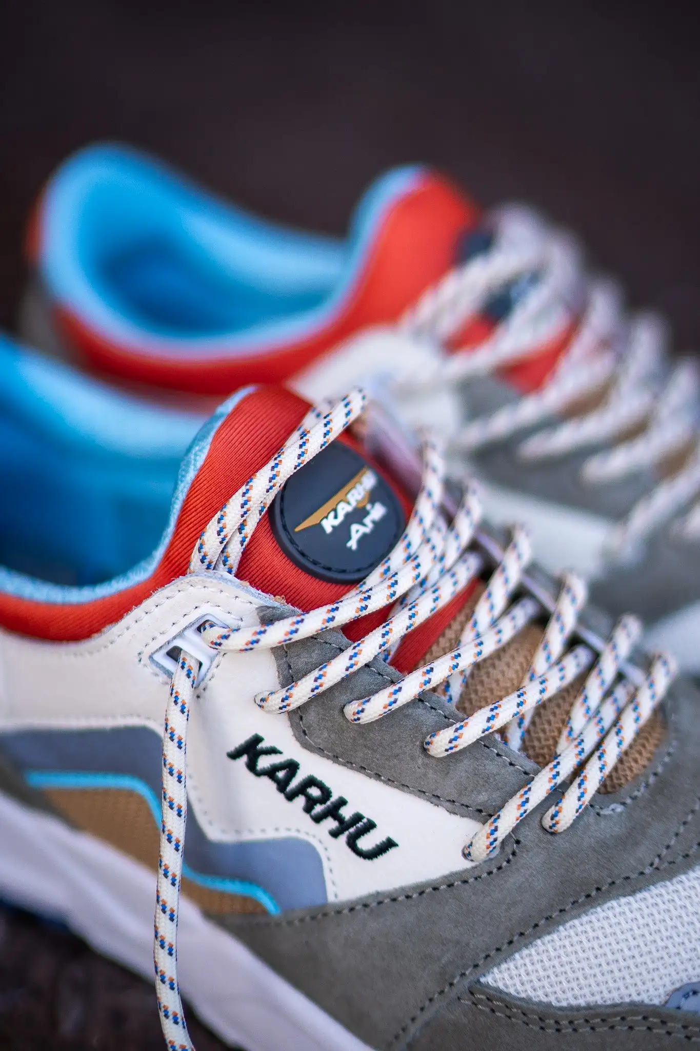 Karhu Aria 95 (Abbey Stone/Silver)