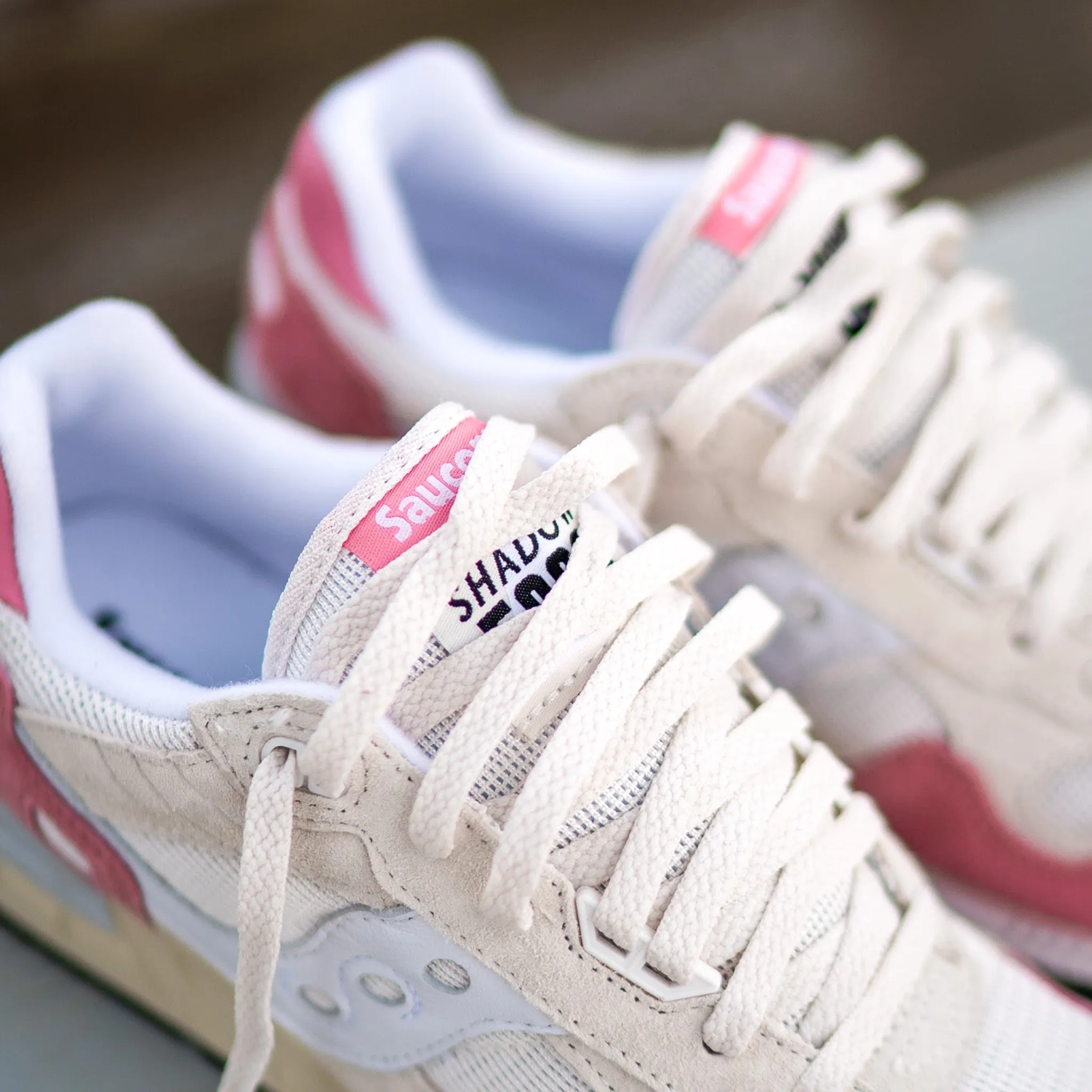 Saucony Shadow 5000 (White/Pink)