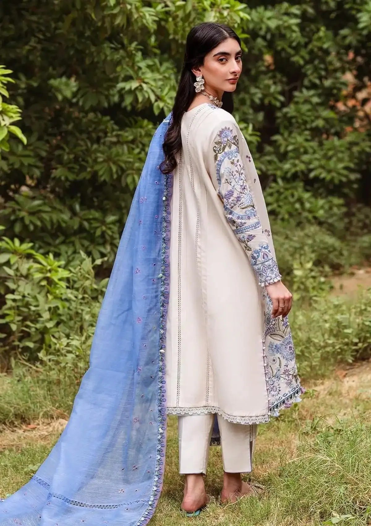 Siraa by Sadaf Fawad Khan Embroidered Lawn Unstitched 3Pc Suit - DALIA (B)