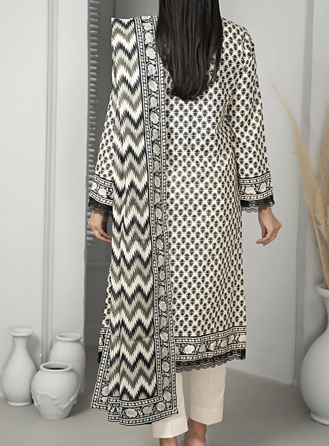 Sufinas By VS Textile Printed Lawn Black & White 3 Piece Unstitched Suit VS24S B&W D-518