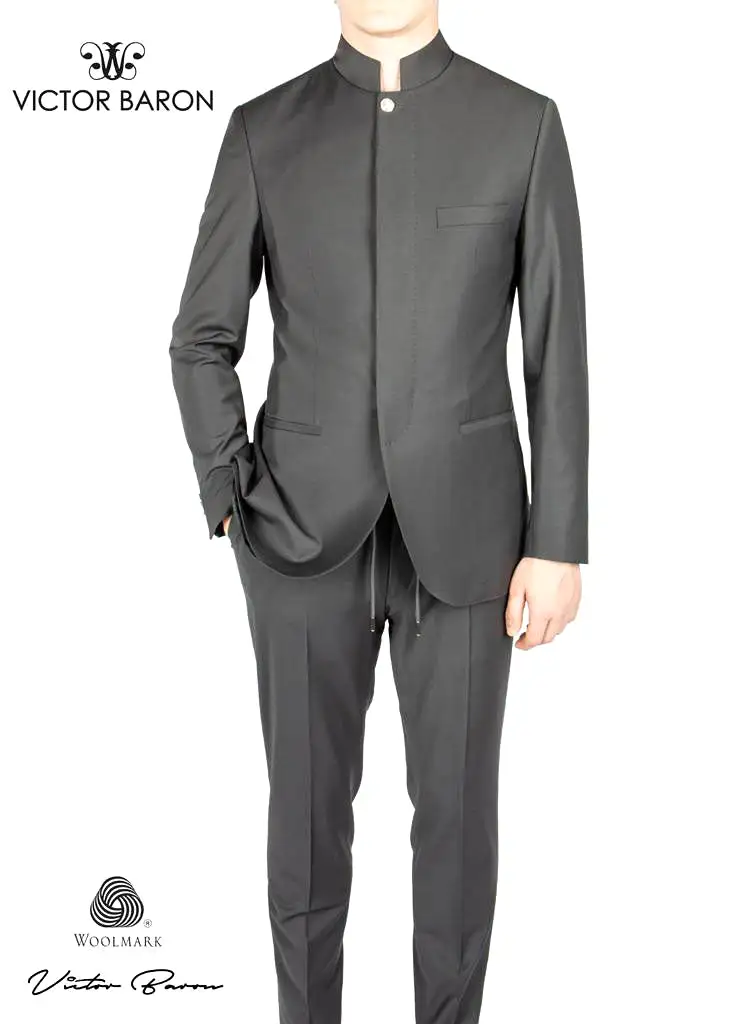 Victor Baron Premium Safari Suit